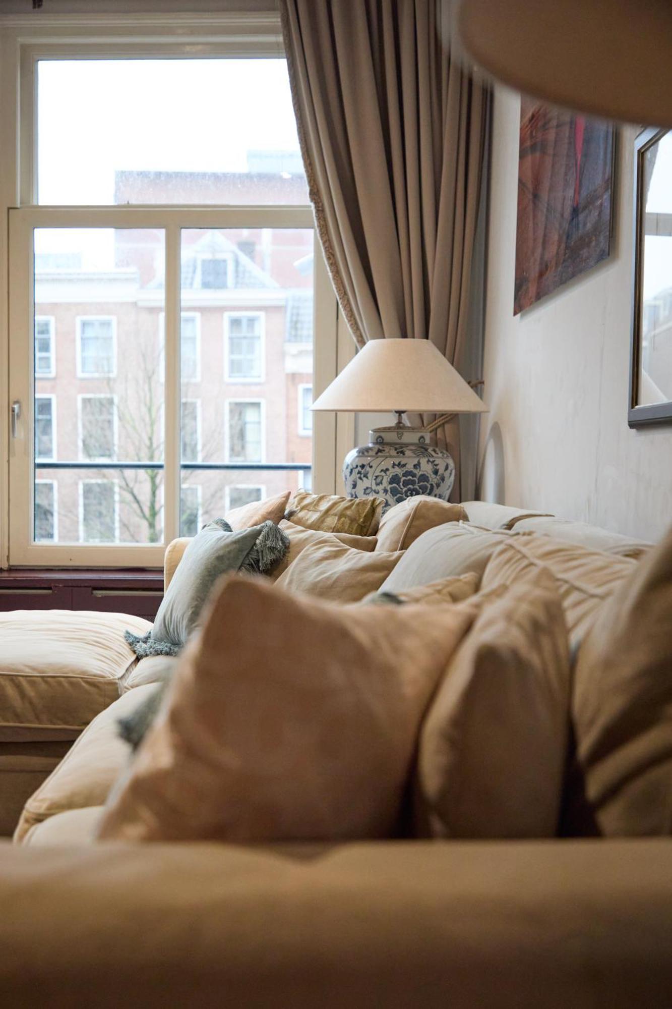 Redlight Canalview Centre Apartment